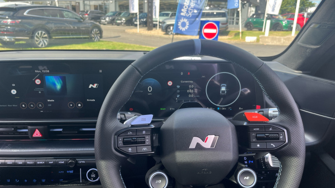 Hyundai Ioniq 6 N 478kW 84 kWh 4dr Auto [Vision Roof] Electric Saloon - Image 18